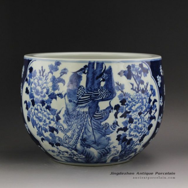 RYLU21_Blue and White Medallion Flower Bird Pots