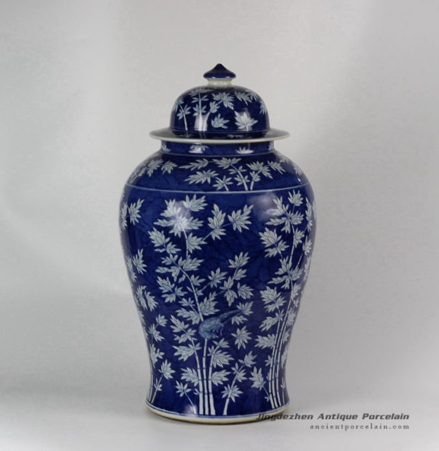 RYLU45_Ceramic Hand painted Bamboo Blue and White Ginger Jar