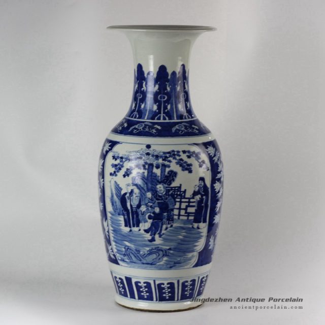 RYLU49-b_Ceramic Blue and White Medallion Vases