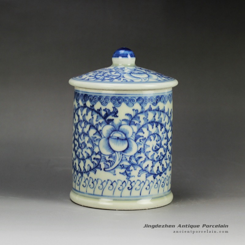RYLU59-B_Blue and white treasure storage lidded tin jar