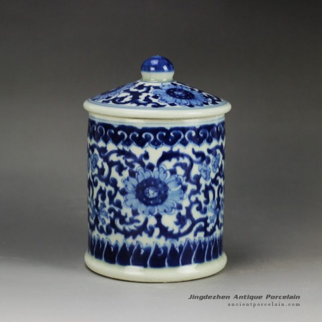 RYLU59-C_Blue and white treasure storage lidded tin jar