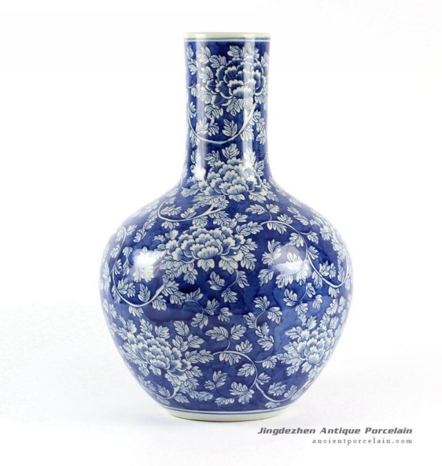 RYLU62-B_Blue and White Floral Porcelain Ball Vase
