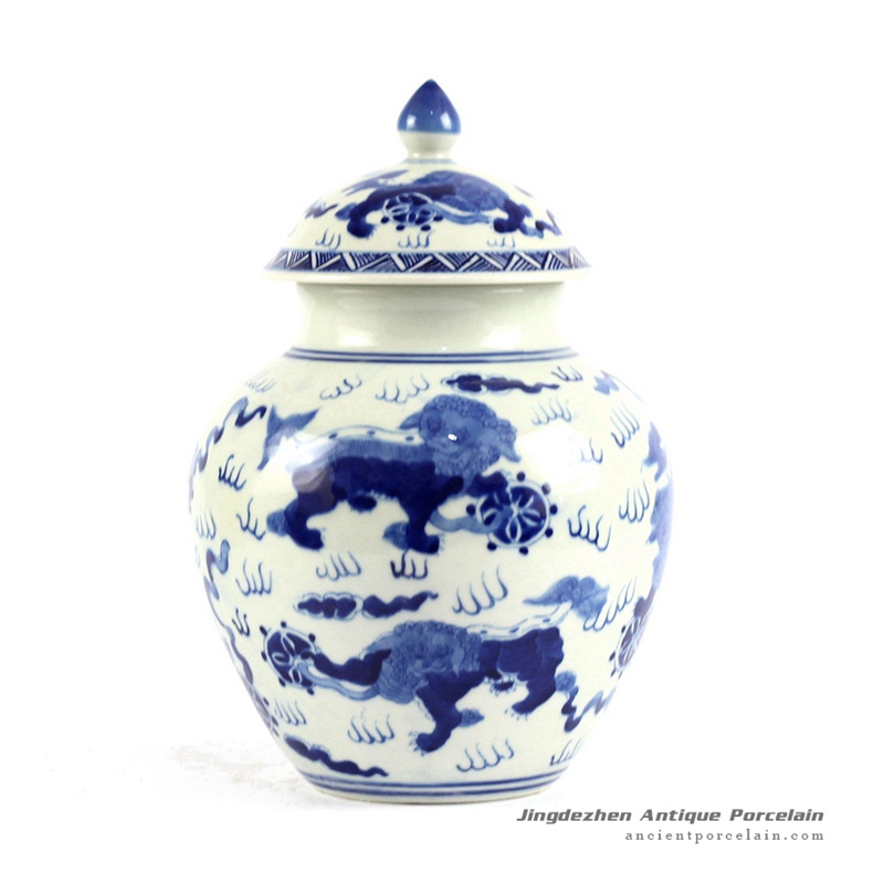 RYLU84-C_Hand painted blue and white small porcelain vintage cookie jar