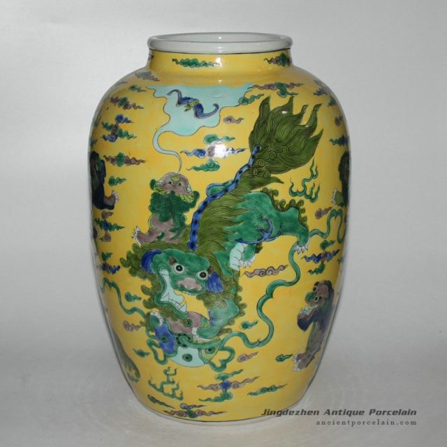 RYQQ27_14inch Hand painted lion design Ceramic Vase