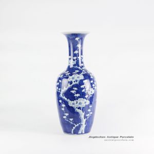 RYLU116_Long neck blue and white floral ceramic vase