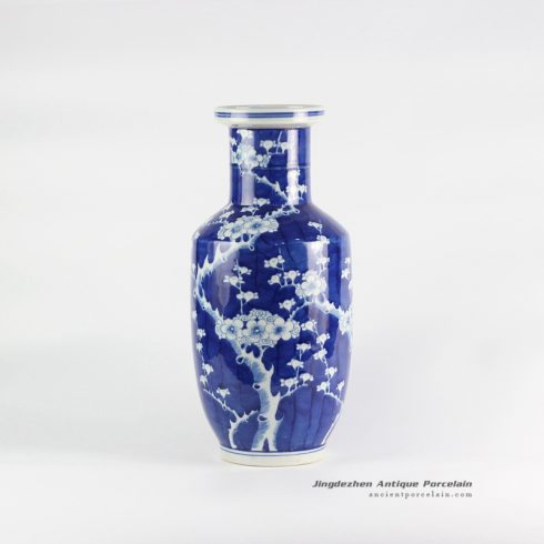 RYLU118_Plum blossom pattern hand paint blue and white porcelain vase