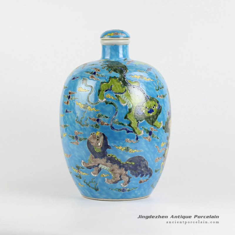 RYQQ54_blue ground famille rose hand paint Chinese fancy lions playing with silk ball pattern ceramic vase with lid