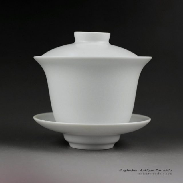 14FS22_Jingdezhen hand made solid color porcelain Gaiwan