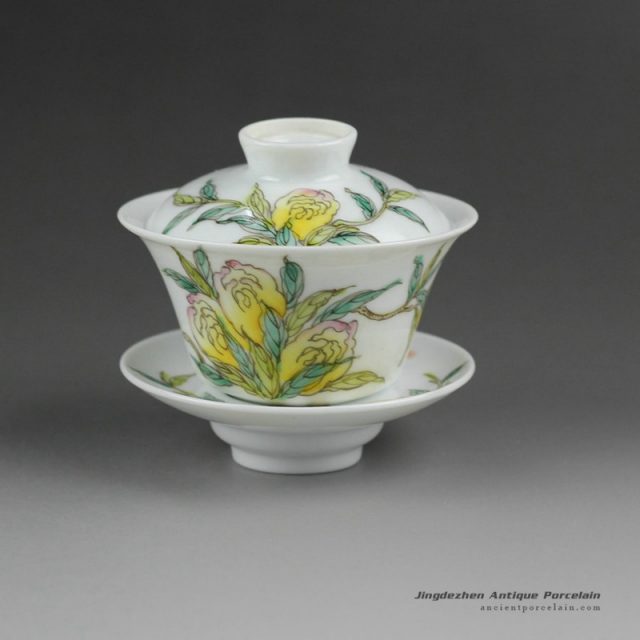 14NY19_100cc Jingdezhen hand made famille rose painted porcelain Gaiwan, floral design