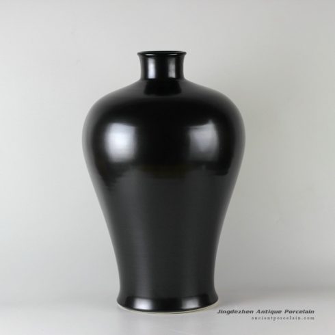 RYNQ171_20″ Black ceramic vases