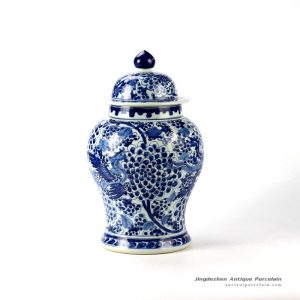 RYTD35_Reproduction cobalt and white pigment hand paint Chinese legend mythical phoenix pattern vintage porcelain jar