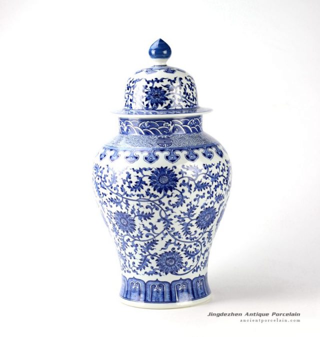 RYTR02-B_Blue and white hand paint antique Chinese ceramic ginger jar