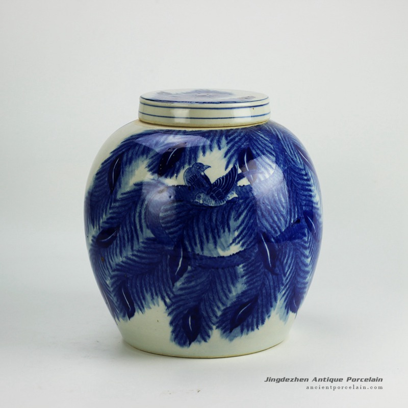 RYWI20_Hand painted blue and white bird leaves pattern porcelain urn with lid