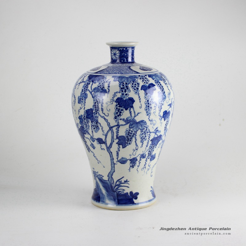 RZDA18_Blue and white hand paint grape vine pattern reproduction Meiping vase