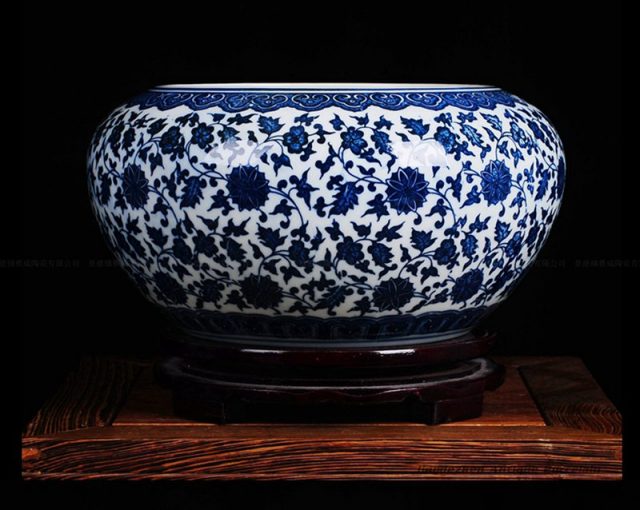 RZFU12-C_Blue and white floral ceramic fish pond pot