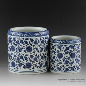 RZFU13_Blue and white floral ceramic pen holder