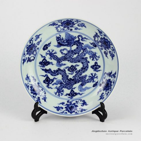 RZHL04-C_ Hand painted blue and white flying dragon pattern dinner plates