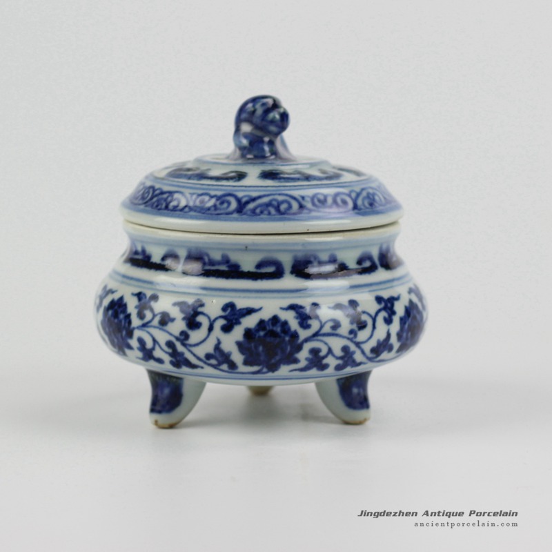 RZHL14_Antique style blue and white floral tripod ceramic censer burner