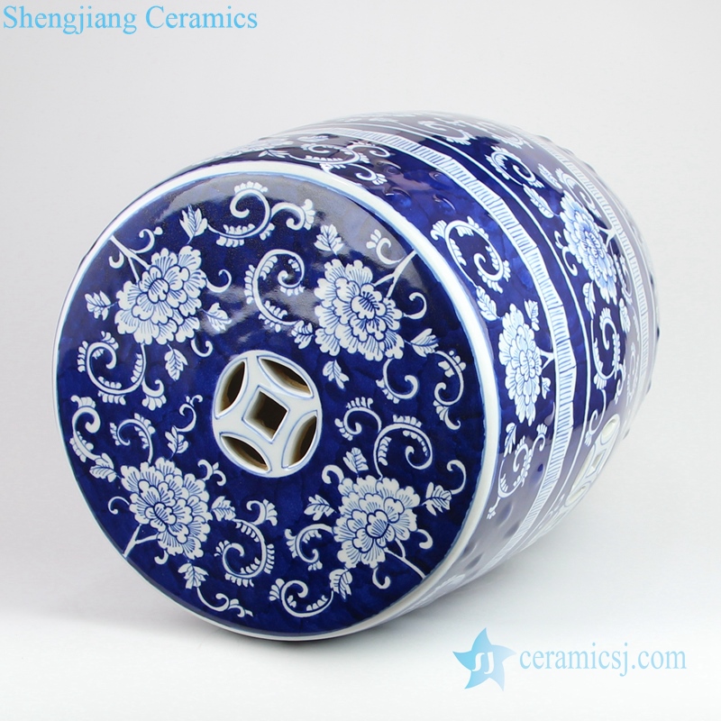 Blue and white flower porcelain drum stool top view 