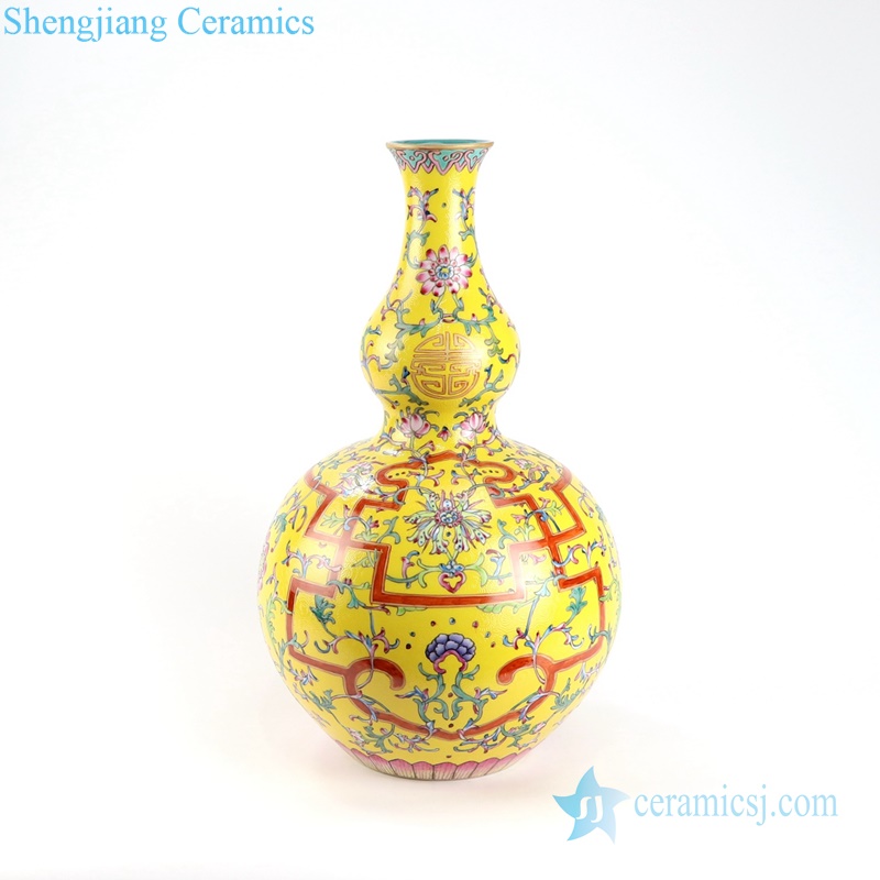Royal yellow famille rose porcelain vase back view