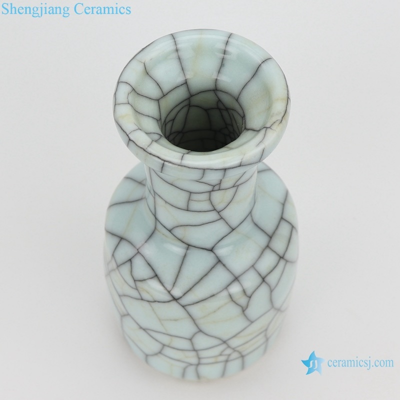  Longquan celadon crack glaze iron vase top view 
