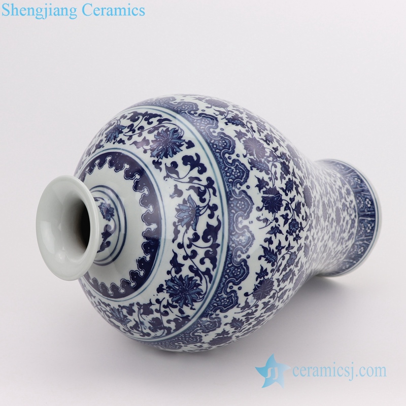 Qing Dynasty chinese style plum ceramic vase side view