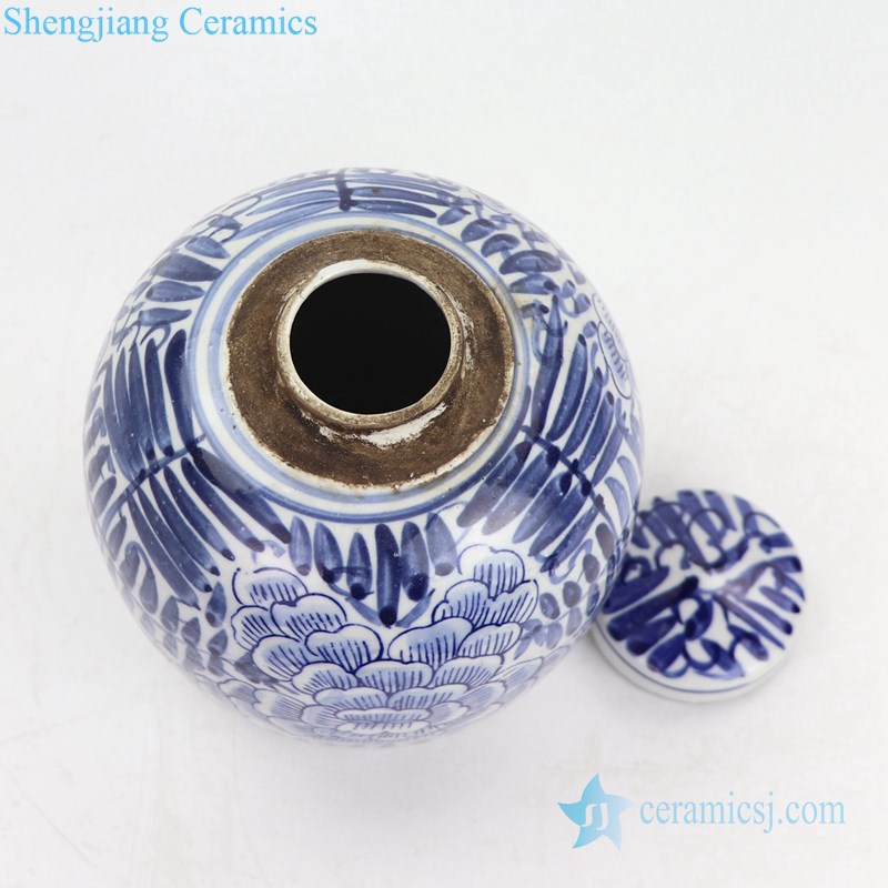 Chinese blue and white pottery pot bottle view