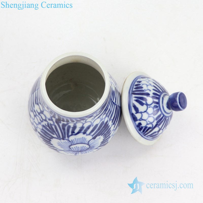 Chinese exquisite ceramic pot inside view