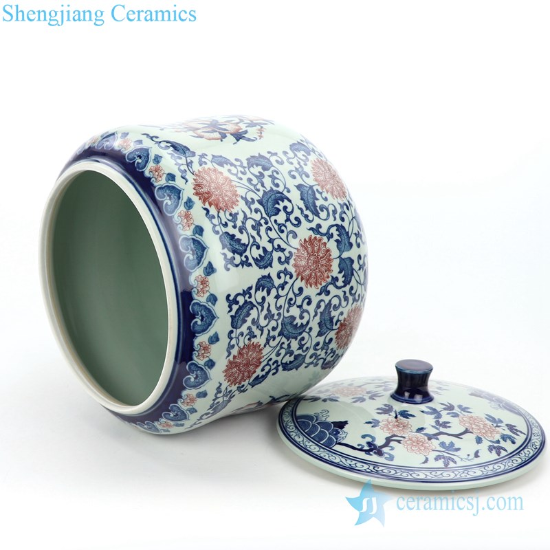 Exquisite cylindrical porcelain pot side view 