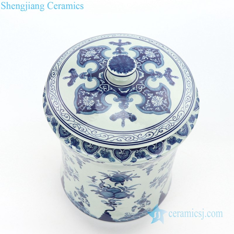 High-quality Chinese porcelain tea pot top view