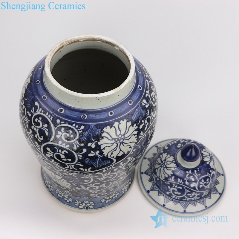 Jingdezhen ancient  ceramic pot bottle view