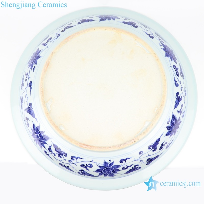 Chinese style  bule and white decor plates bottom view 