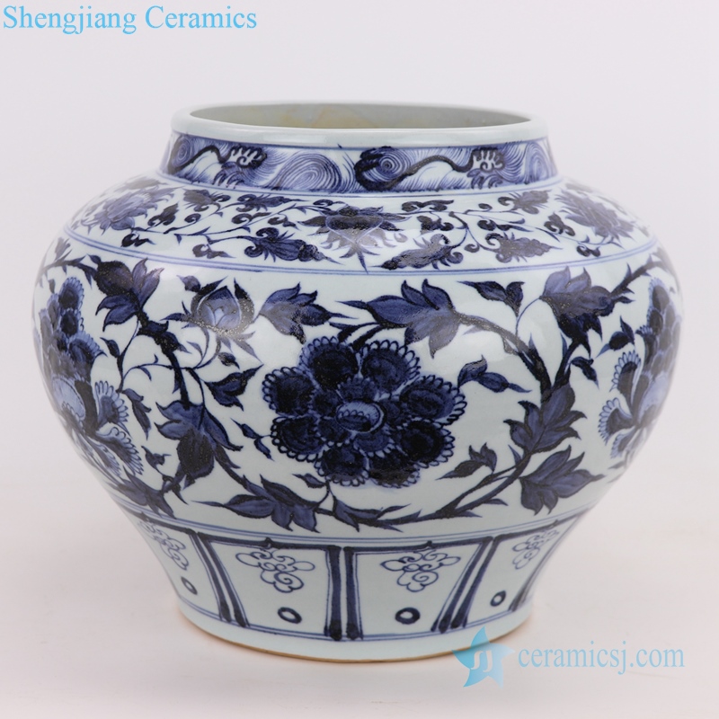 Yuan dynasty porcelain flowerpot flower pattern