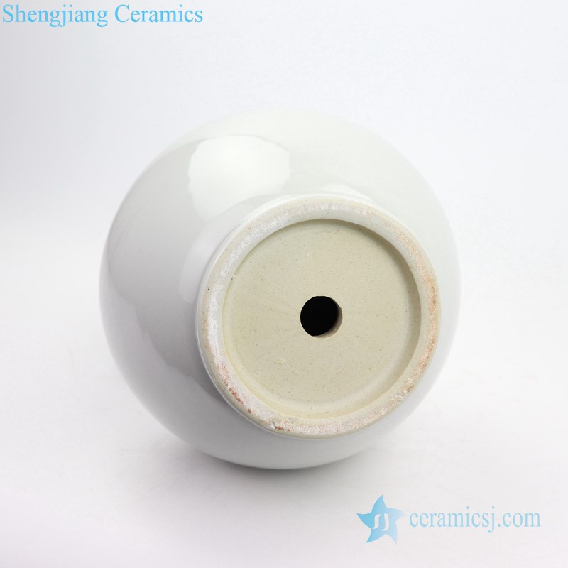 Gourd shape white ceramic lamp bottom view