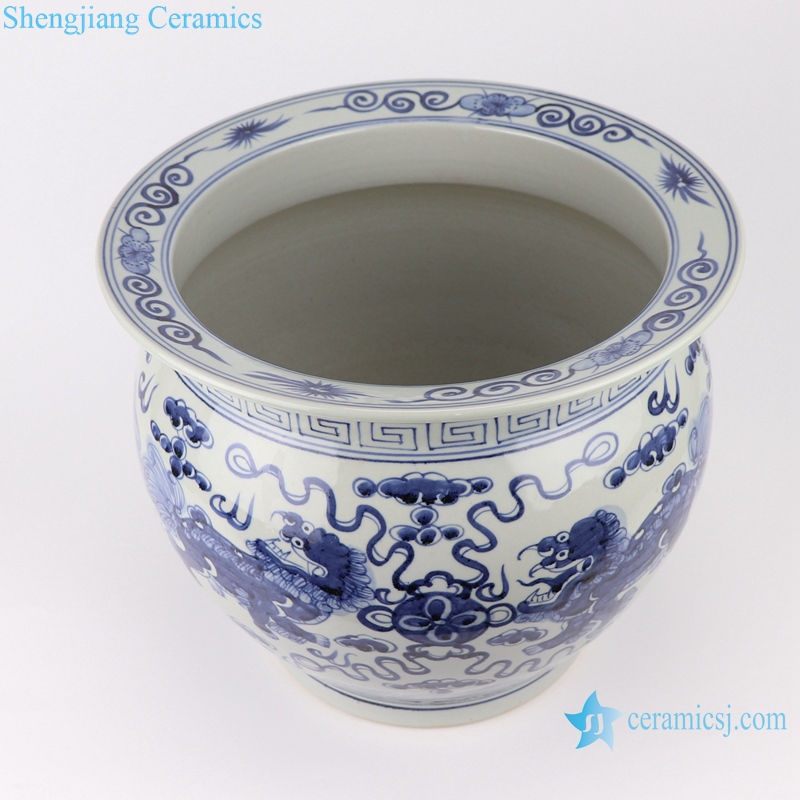 RZSD01 Chinese handmade blue and white dragon design ceramic pot