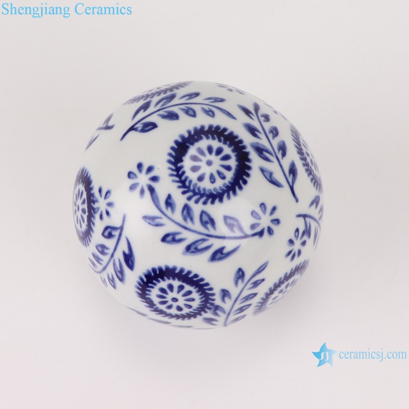 RYPU23-D8-P Blue and white tree leaf pattern floating ball ceramic ball