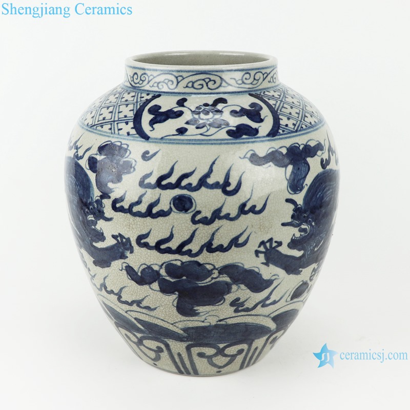 RZTA06 Antique blue and white pot vase with dragon pattern