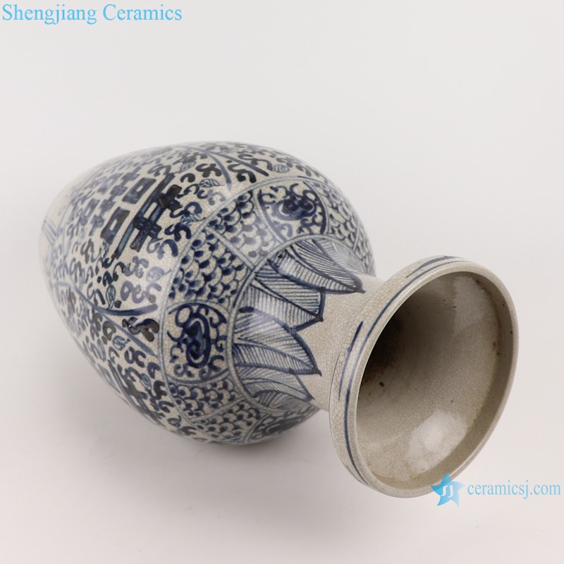 RZTL02 Blue and white porcelain vase with crackle and happy words