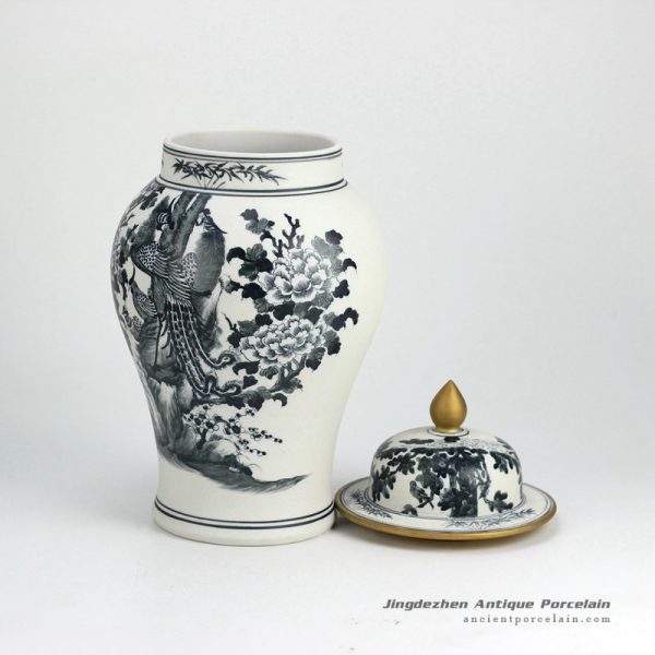 RYLU---_5412 RYLU---_5412