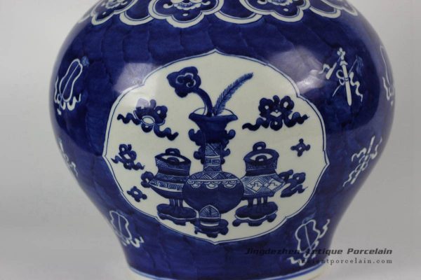 RYLU40_1765 RYLU40_1765