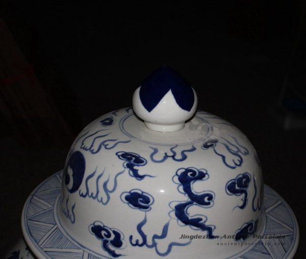 RYLU61_7732 RYLU61_7732