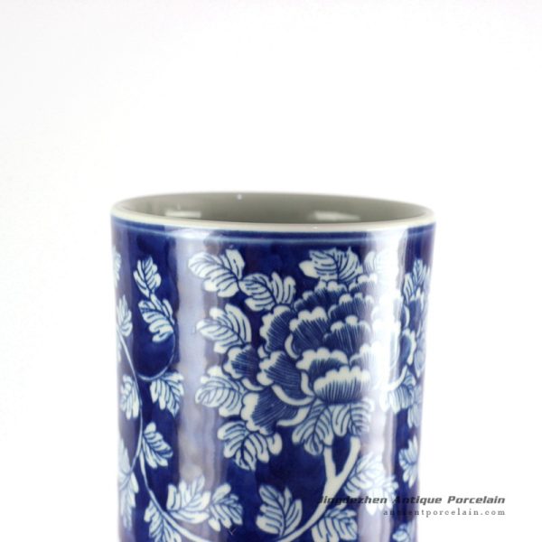 RYLU86_6602 RYLU86_6602