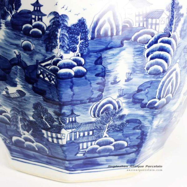 RYLU101_8836 RYLU101_8836