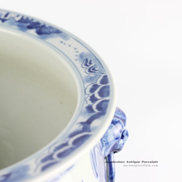 RYLU105_8867 RYLU105_8867