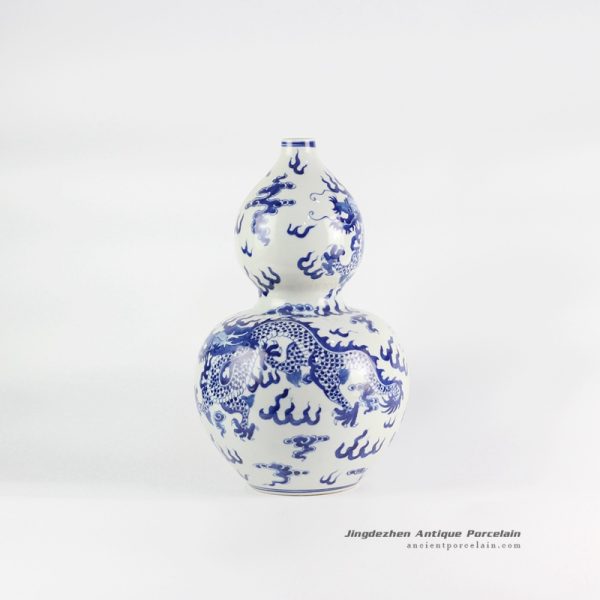 RYLU111_8915 RYLU111_8915