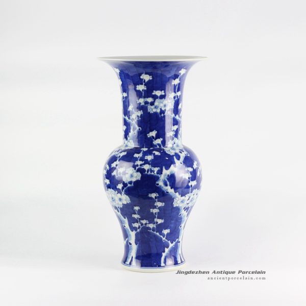 RYLU125_8982 RYLU125_8982