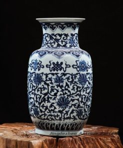 RZFQ12_Blue and white hand paint interlock lotus pattern ceramic gourd vase