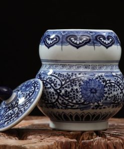 RZFQ20_Under glaze blue Chinese jar antique