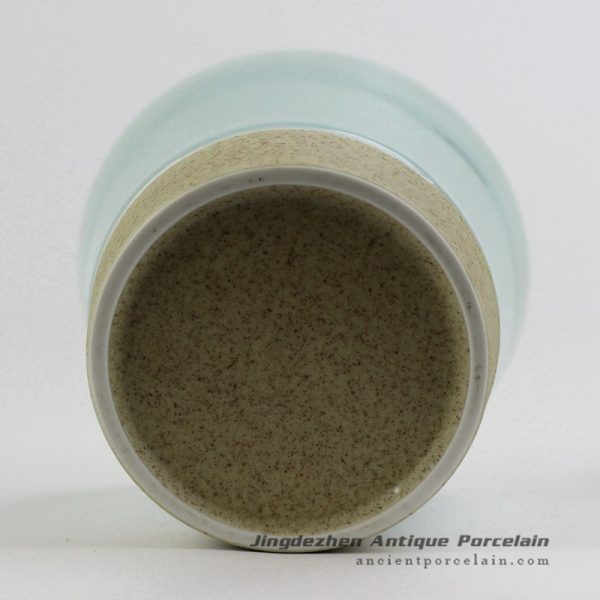 RZIV04_4452 RZIV04_4452