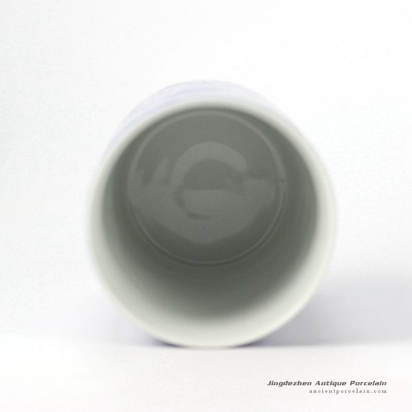 RYCI35_2304 RYCI35_2304